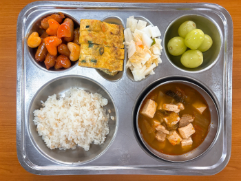 KakaoTalk_20250410_113352003_03.jpg